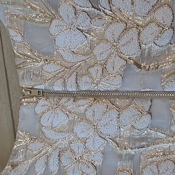 GB Girls Gold and Cream Floral Dress Size 12 - Picture 6 of 8